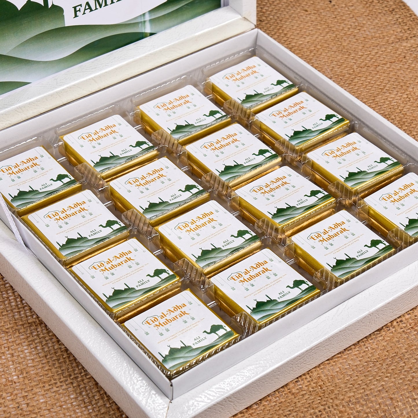 Kişiselleştirilebilir Kurban Bayramı Çikolatası, Bayrama Özel Kutu Çikolata, Hac ve Umre Kutu Çikolata